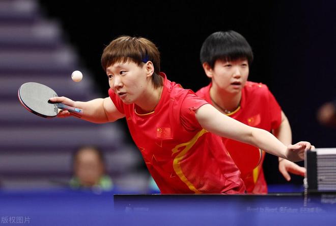 员在传球选 员在传球选