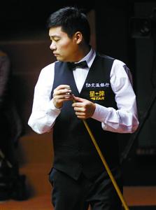 发球员之间 发球员之间