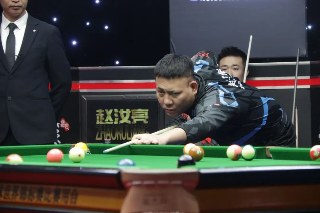 锋线方面 锋线方面